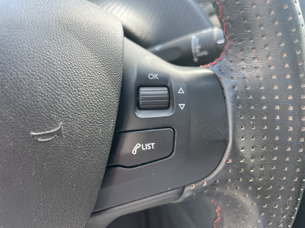 Peugeot 208 — 22