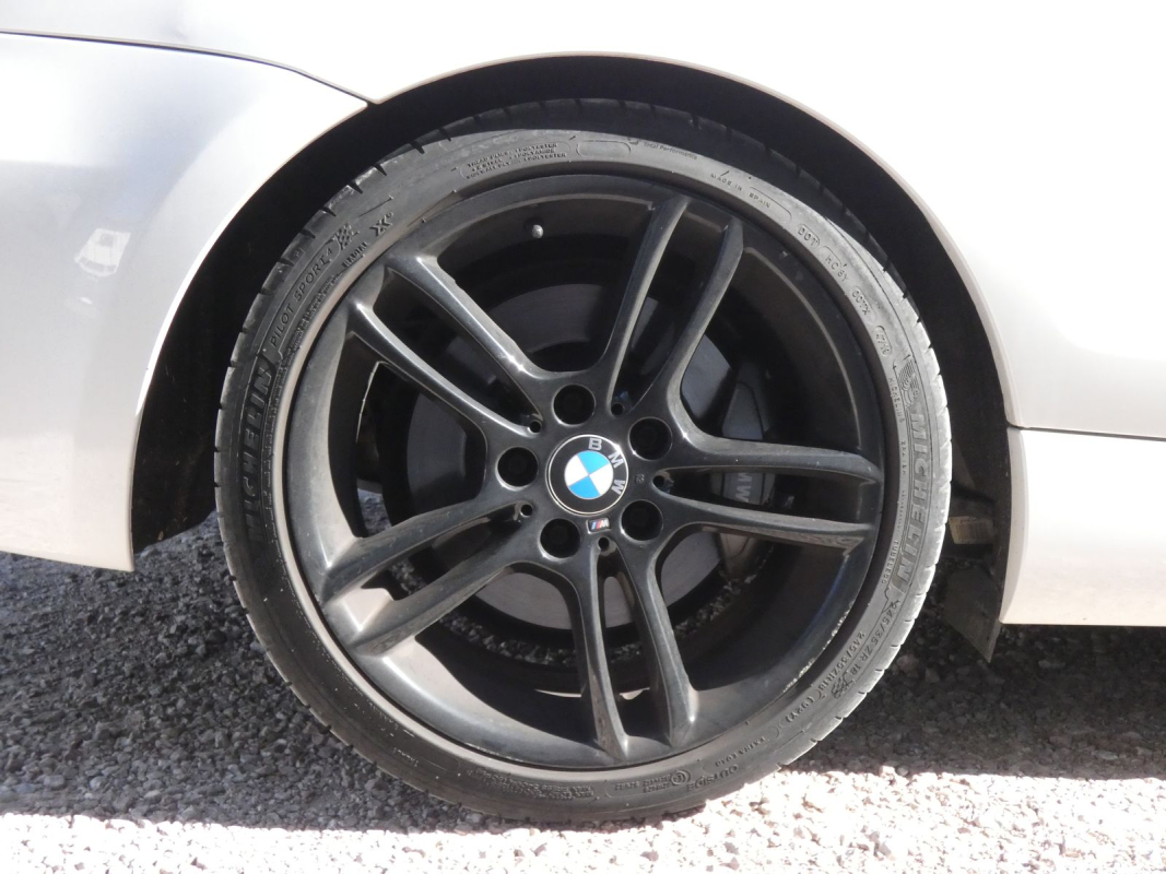 Bmw Série 1 — 30