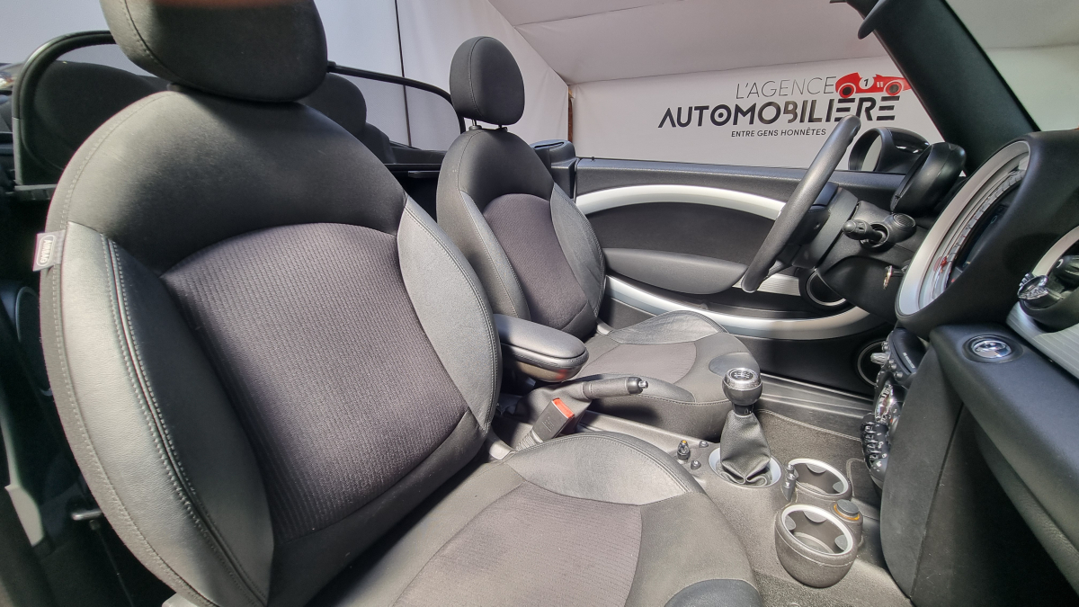 Mini Mini Cabriolet — 17