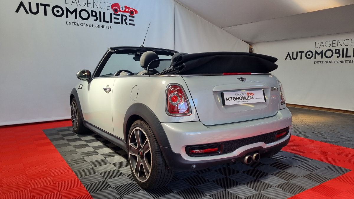 Mini Mini Cabriolet — 8