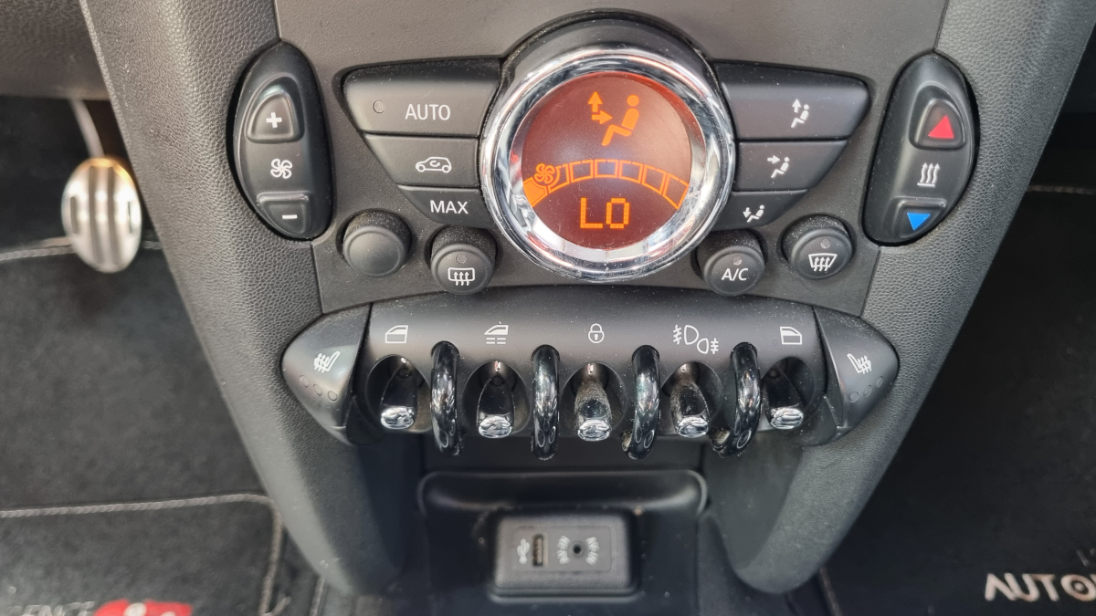 Mini Mini Cabriolet — 26