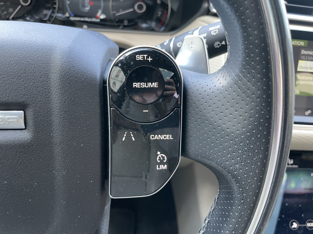 Land Rover Range Rover Velar — 23