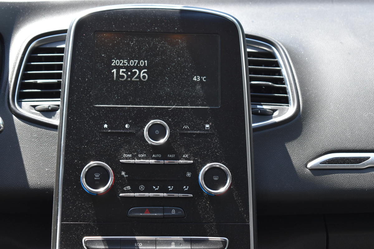 Renault Grand Scenic — 14