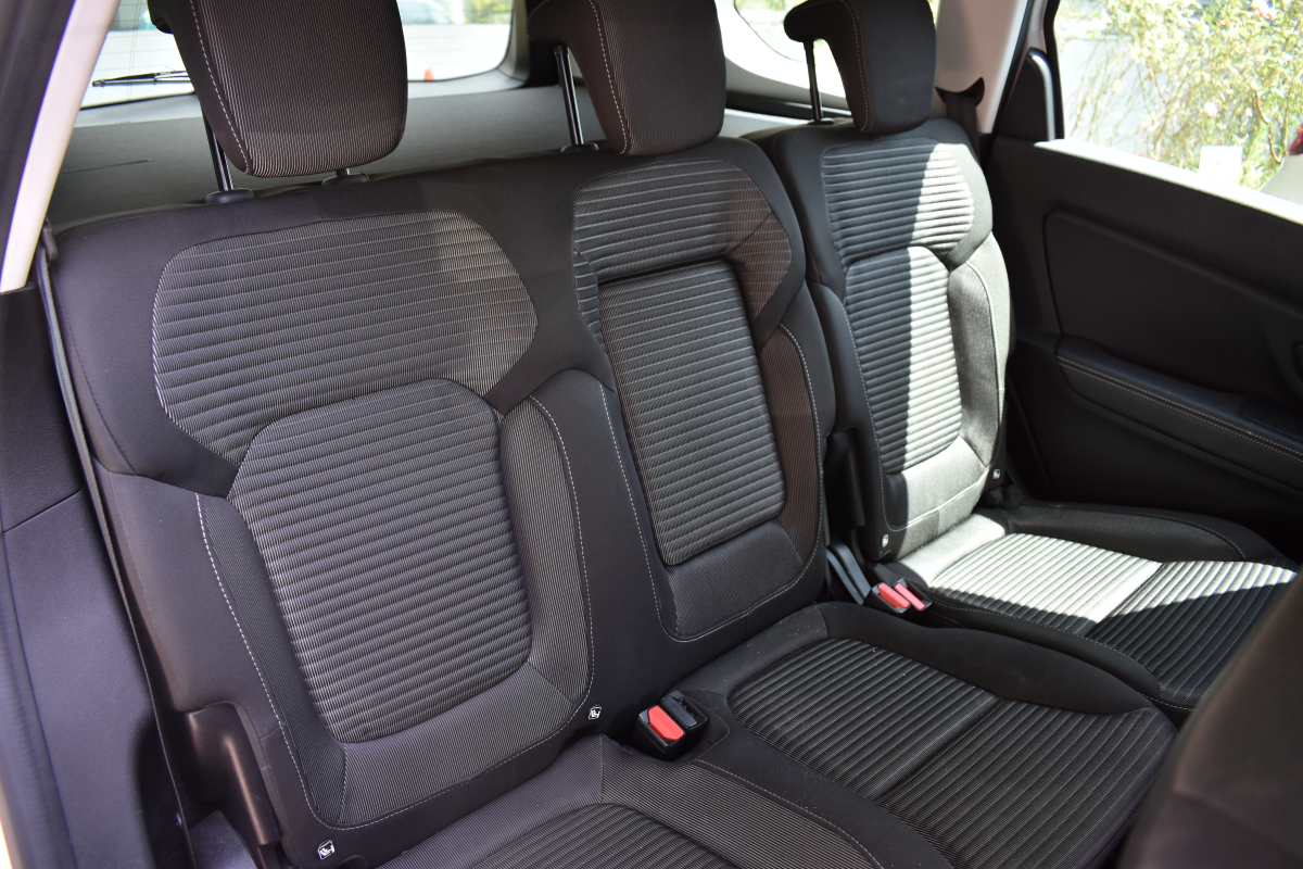 Renault Grand Scenic — 17