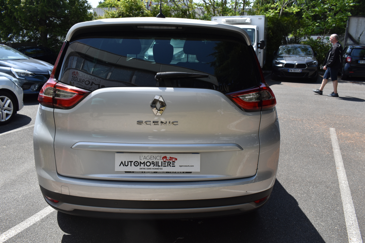 Renault Grand Scenic — 6
