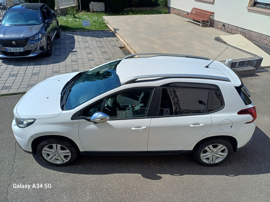 Peugeot 2008 — 6