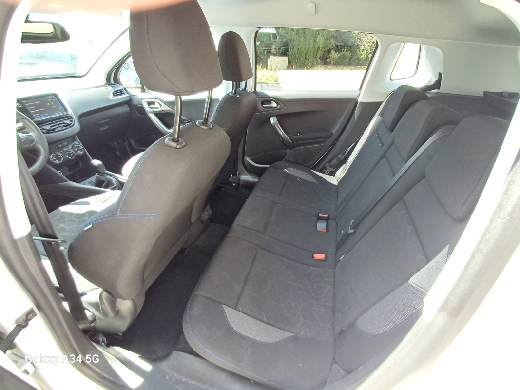 Peugeot 2008 — 19