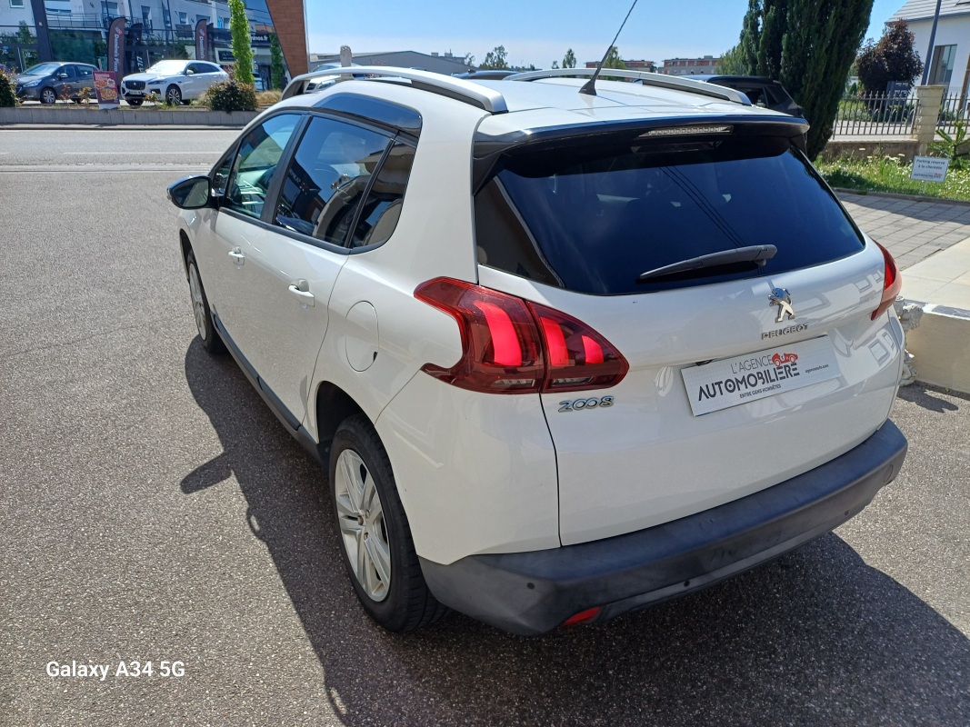Peugeot 2008 — 26