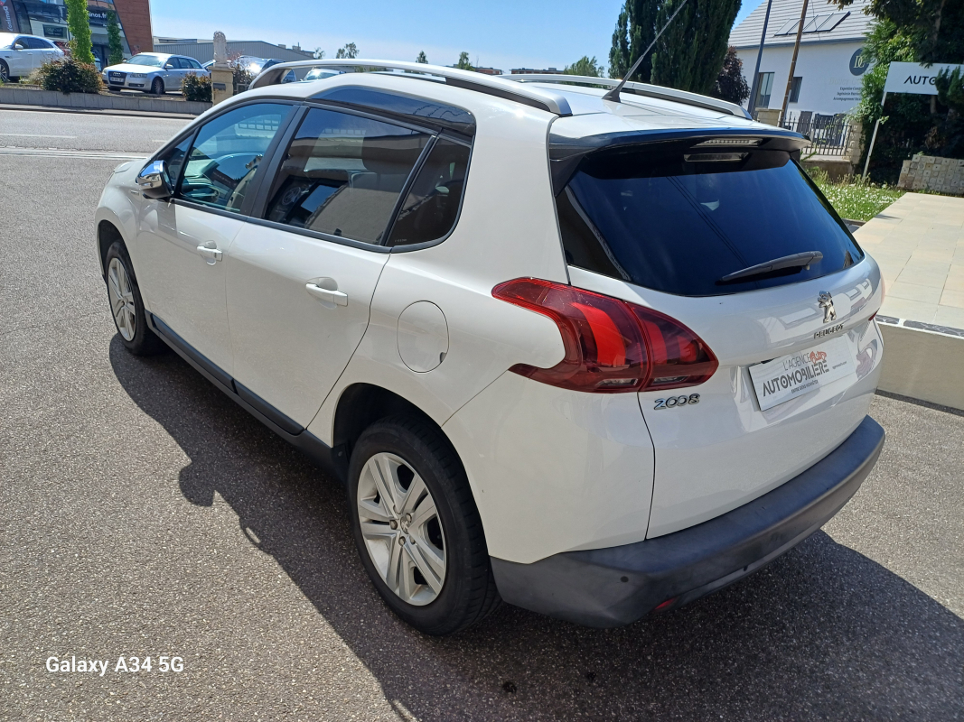 Peugeot 2008 — 7
