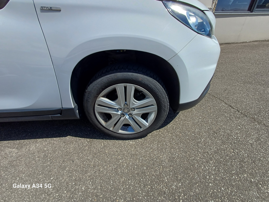 Peugeot 2008 — 22