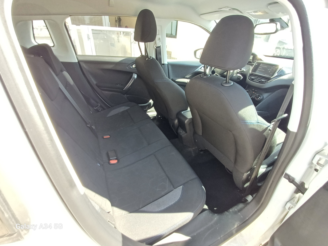 Peugeot 2008 — 20
