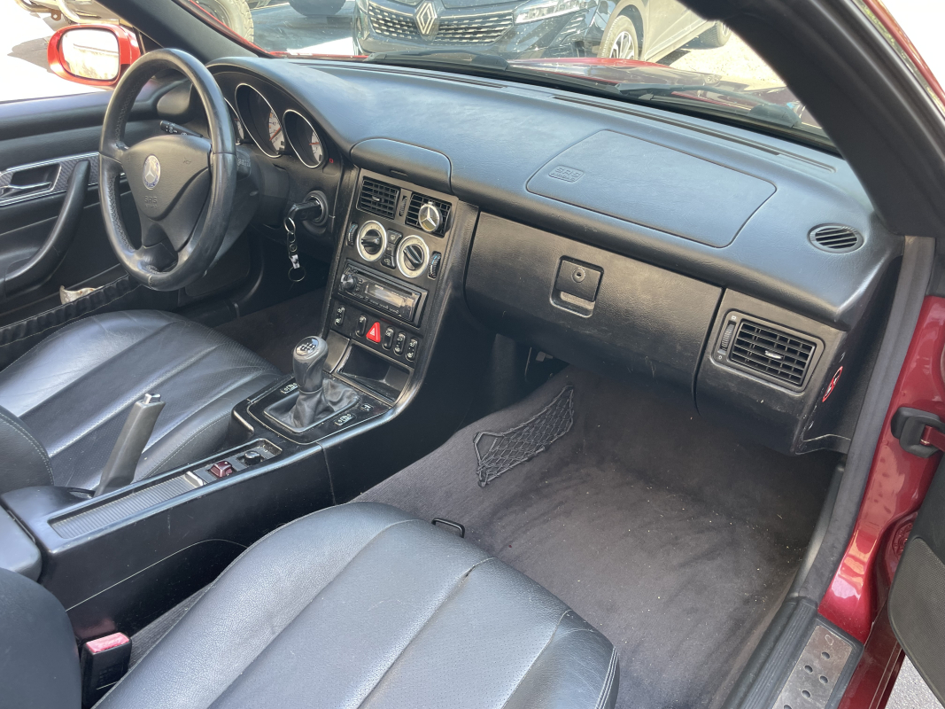 Mercedes SLK — 9