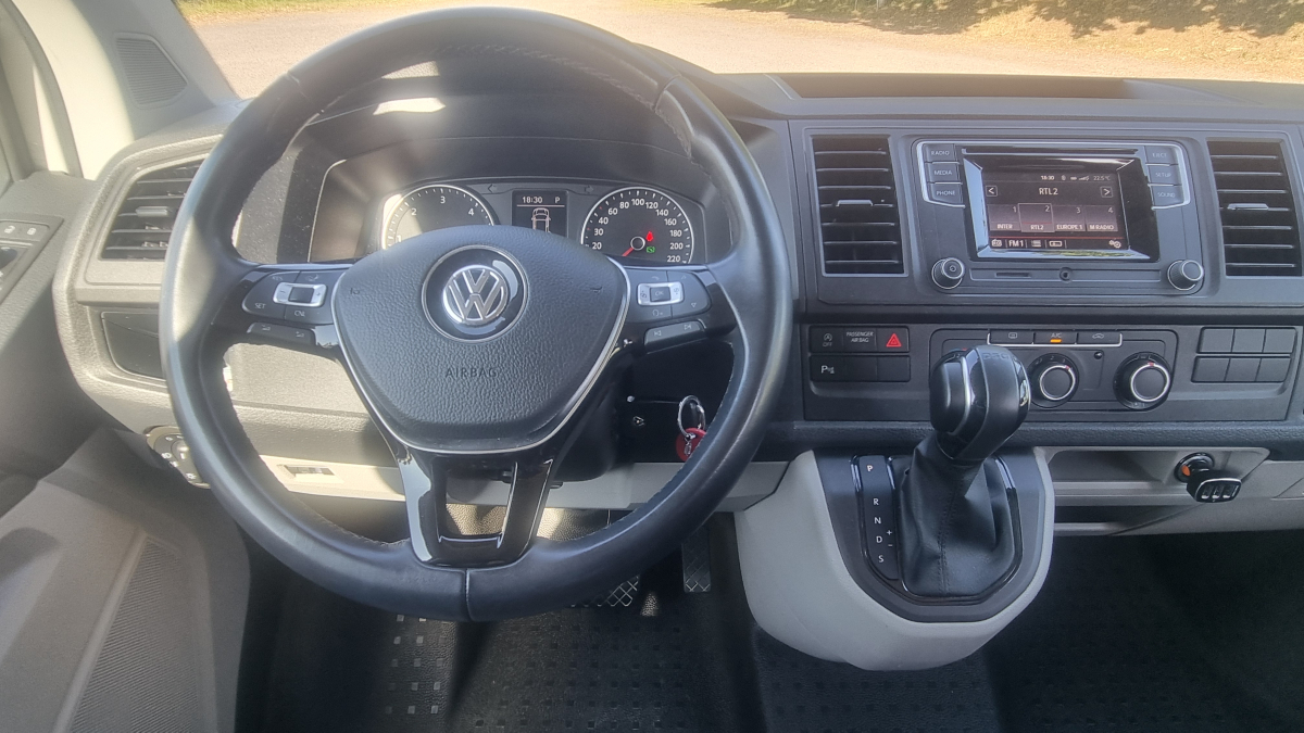 Volkswagen Transporter — 14