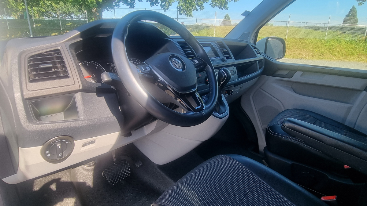 Volkswagen Transporter — 9