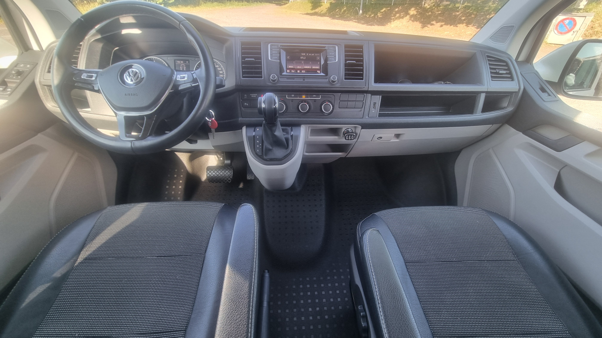 Volkswagen Transporter — 13