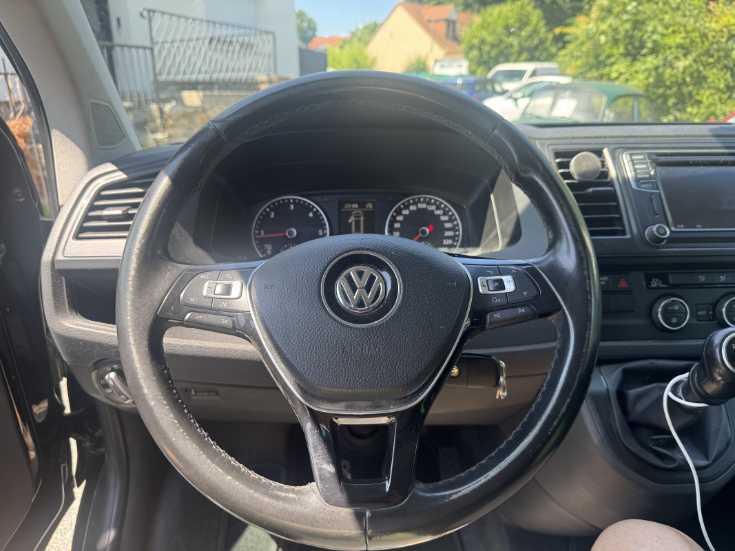 Volkswagen Caravelle — 17