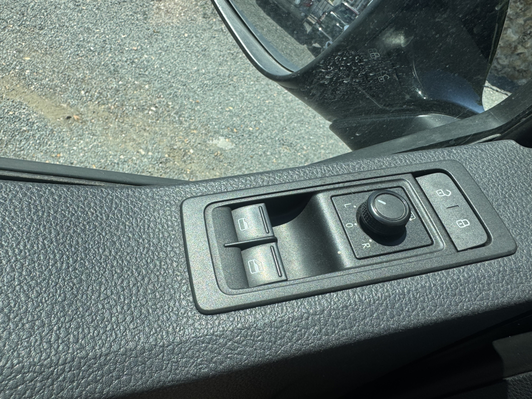 Volkswagen Caravelle — 22