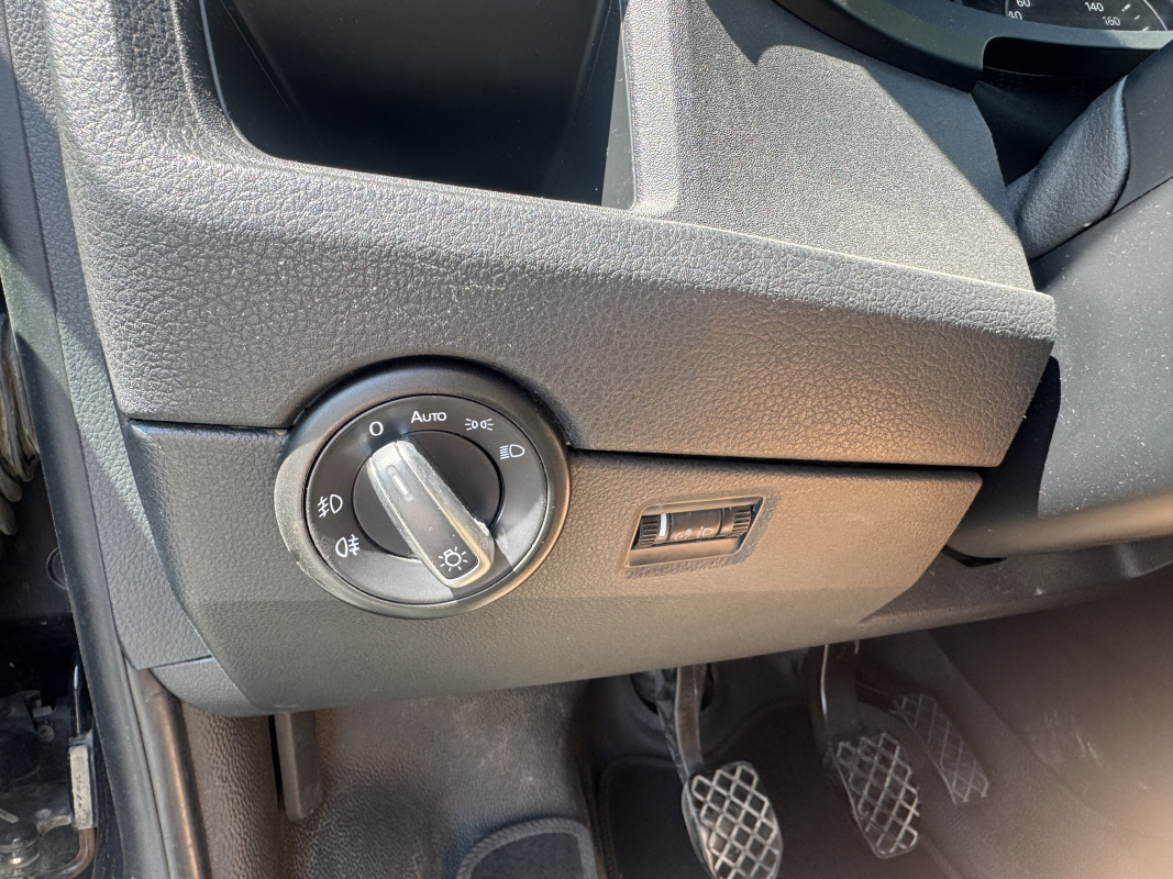 Volkswagen Caravelle — 21
