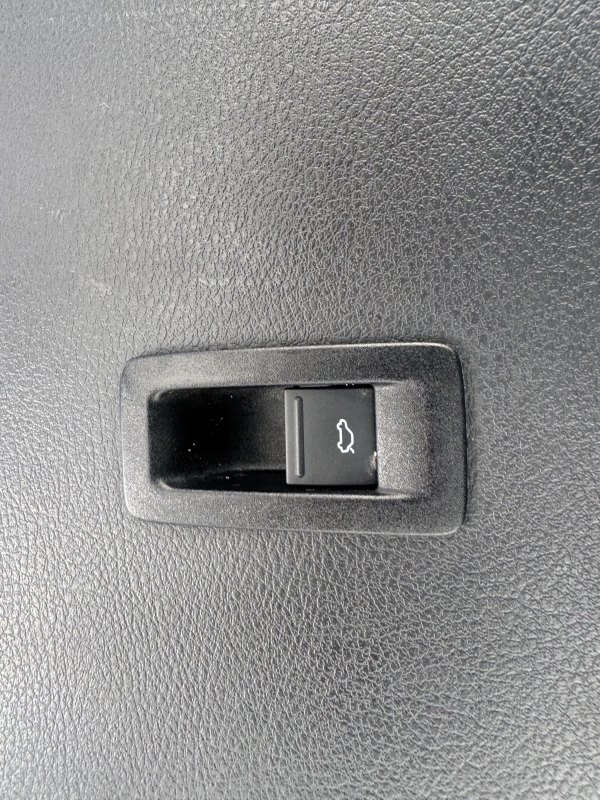 Volkswagen Caravelle — 10