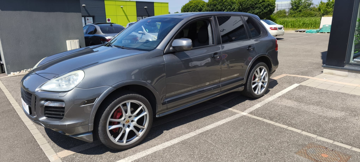Porsche Cayenne — 3