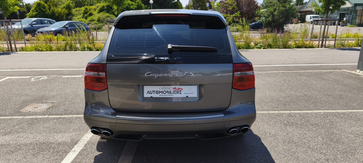 Porsche Cayenne — 6