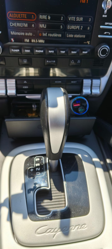 Porsche Cayenne — 18
