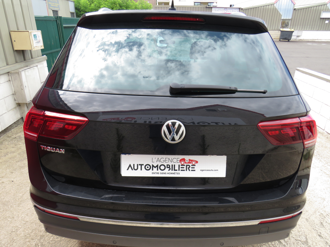 Volkswagen Tiguan — 4