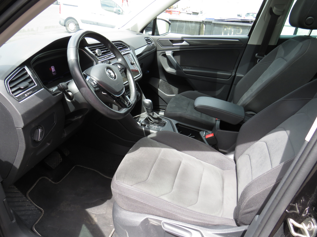 Volkswagen Tiguan — 7