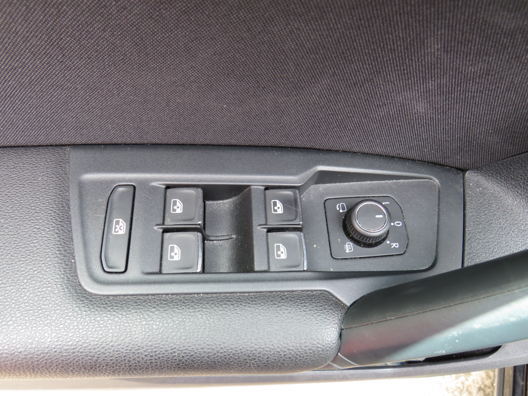 Volkswagen Tiguan — 21