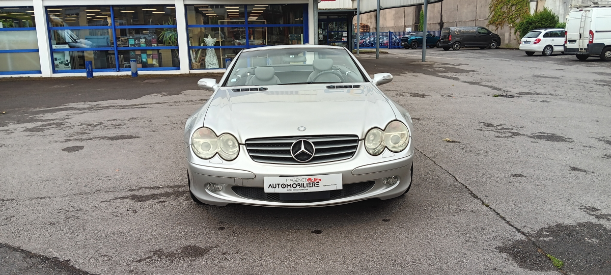 Mercedes SL — 24
