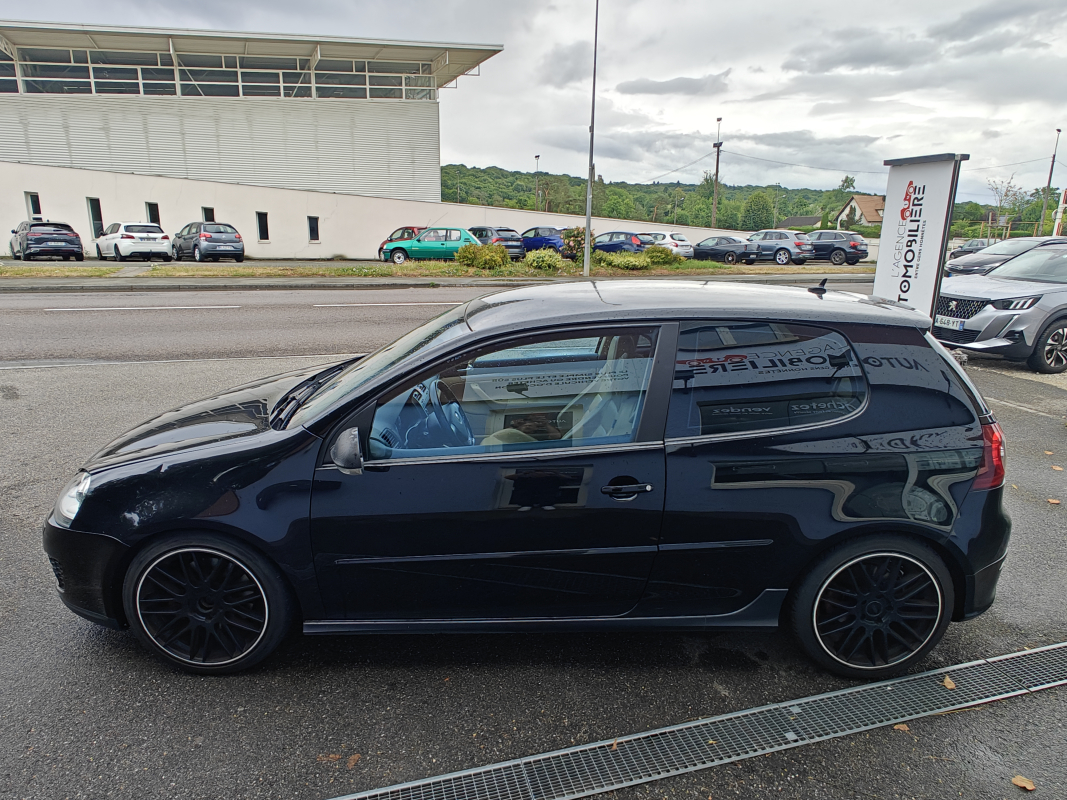 Volkswagen Golf — 4