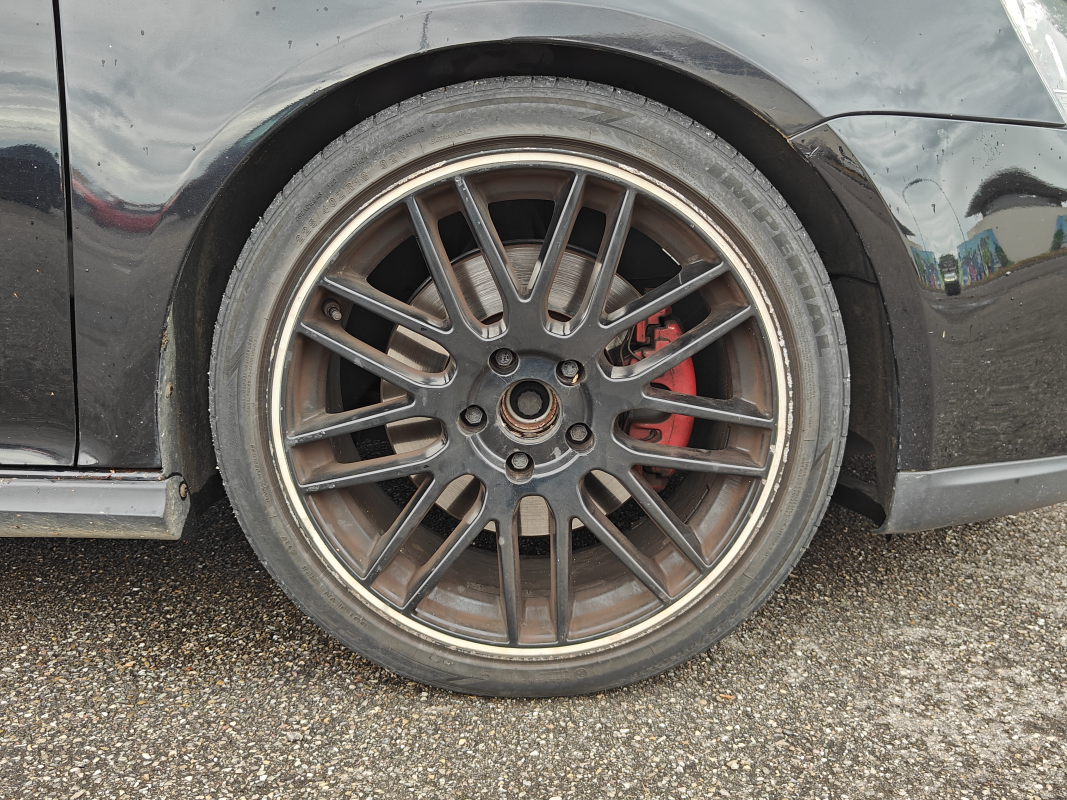 Volkswagen Golf — 32