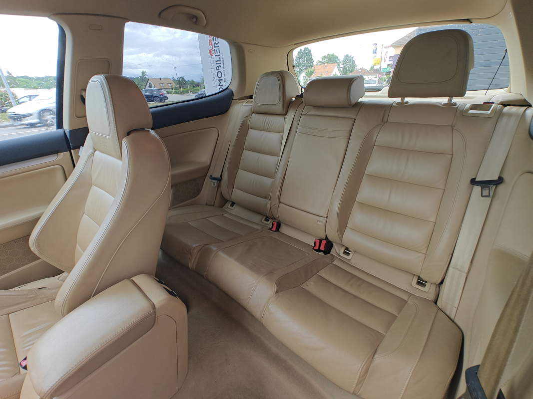 Volkswagen Golf — 12