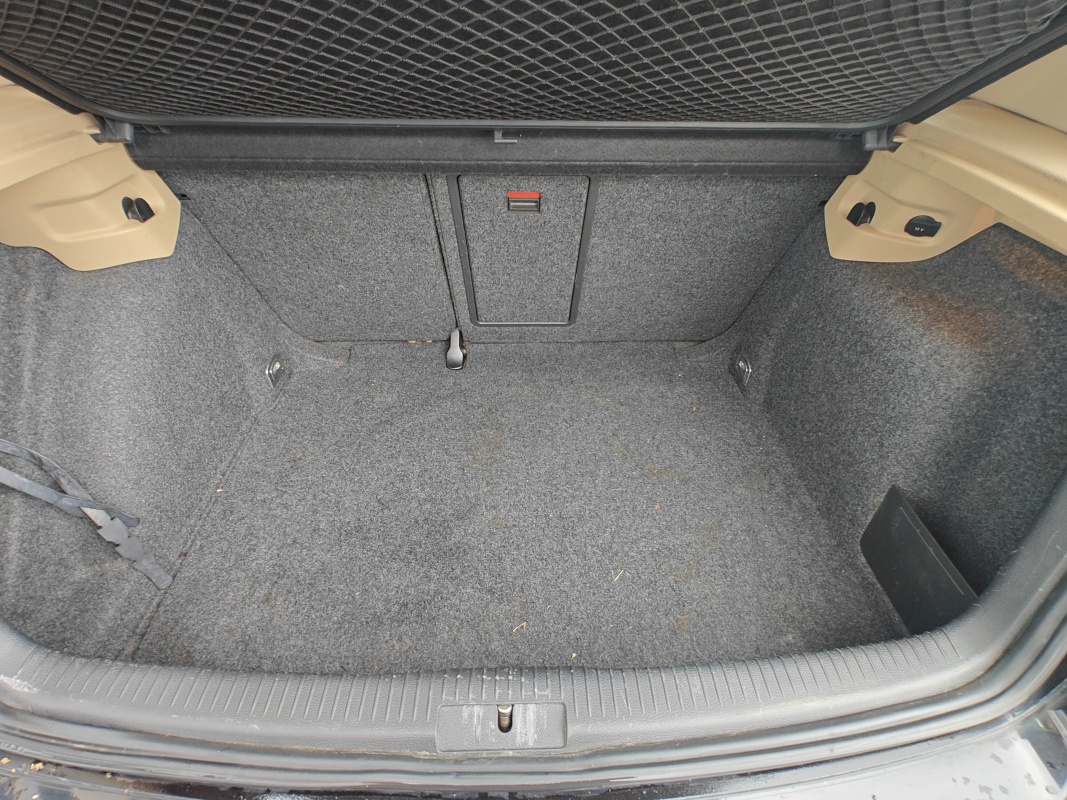 Volkswagen Golf — 34