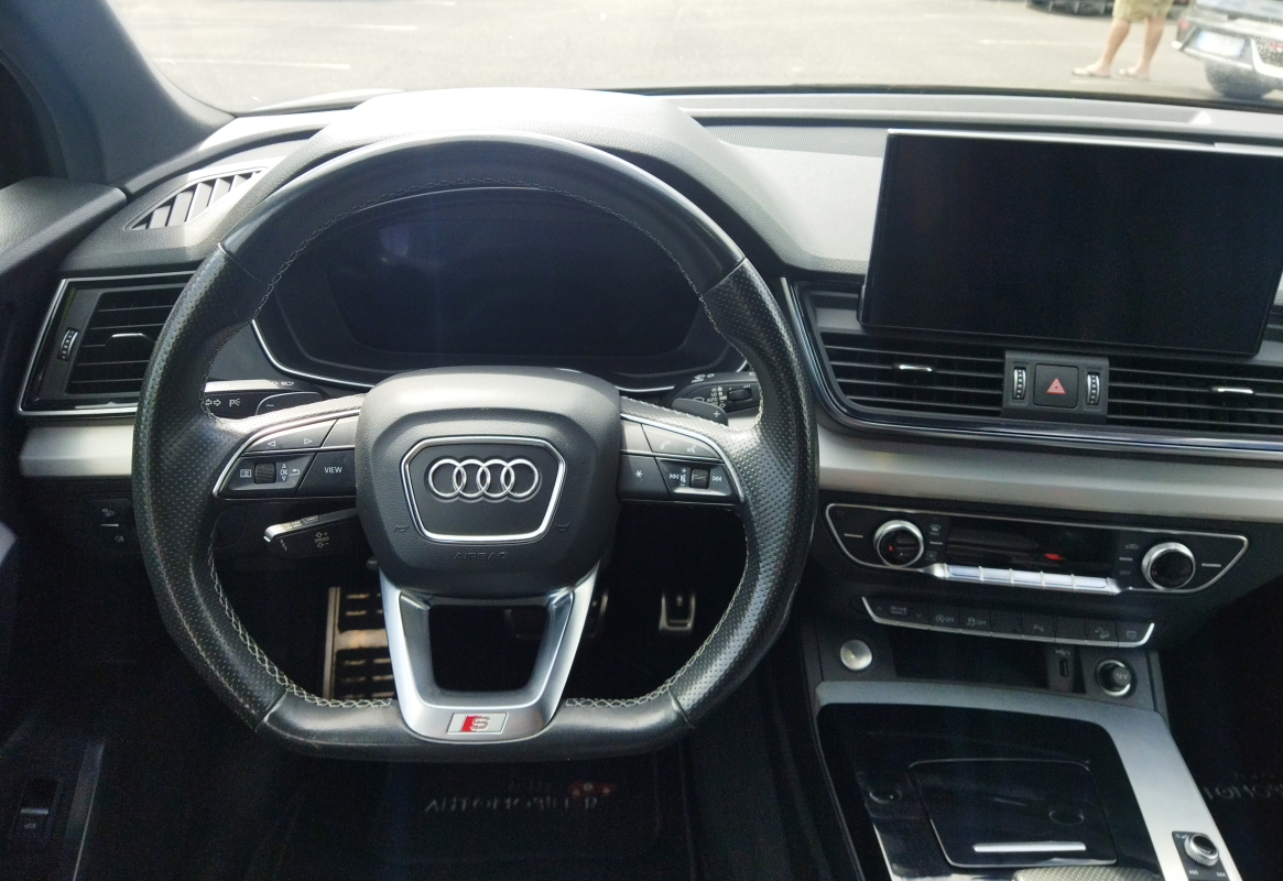 Audi Q5 — 11