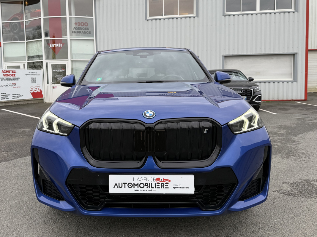 Bmw iX1 — 8