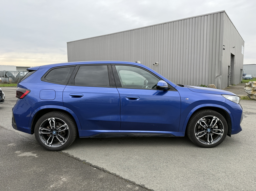 Bmw iX1 — 2