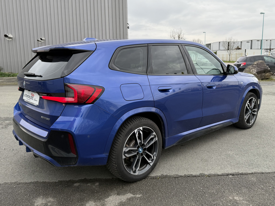 Bmw iX1 — 3