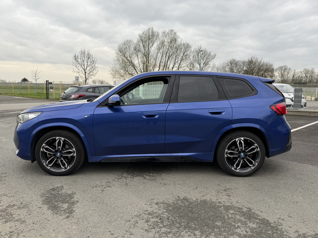 Bmw iX1 — 6