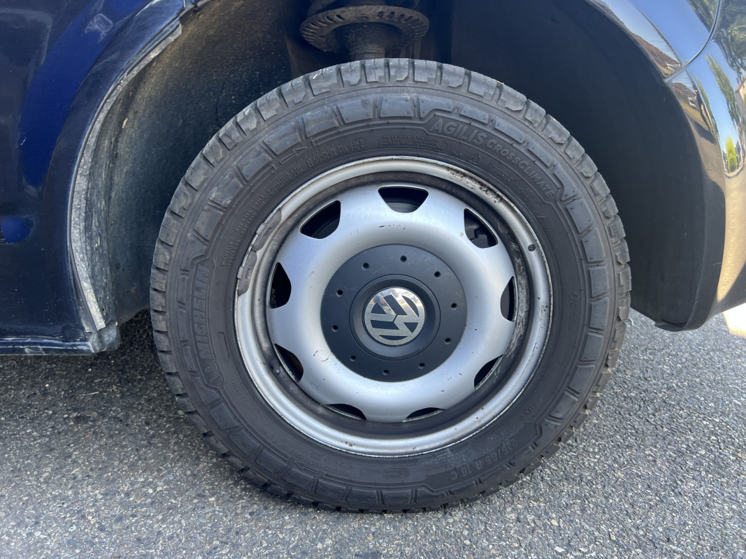 Volkswagen Multivan — 40