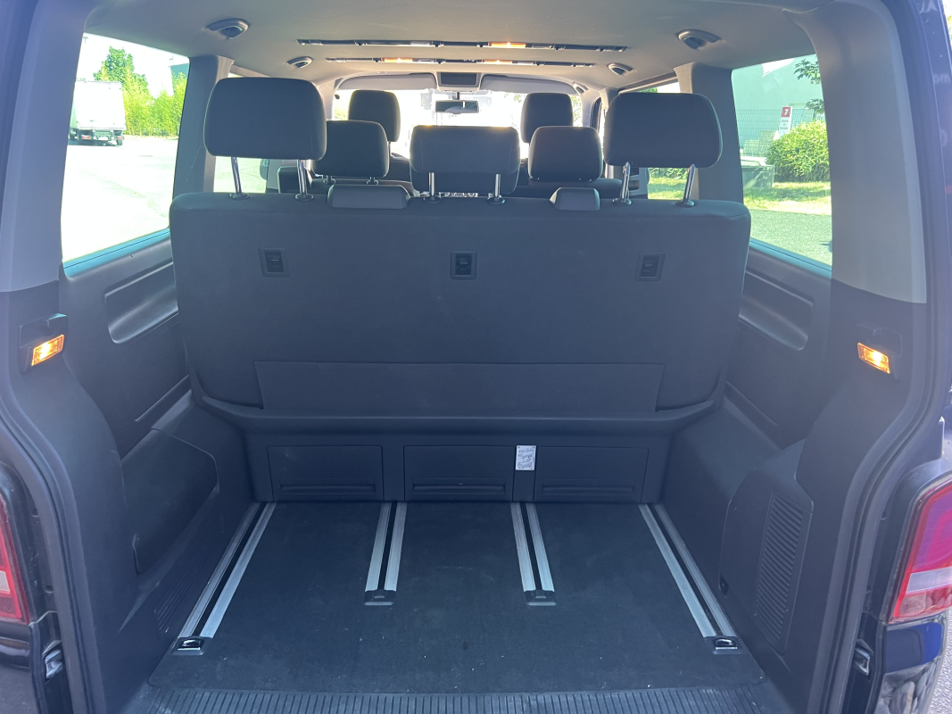 Volkswagen Multivan — 34