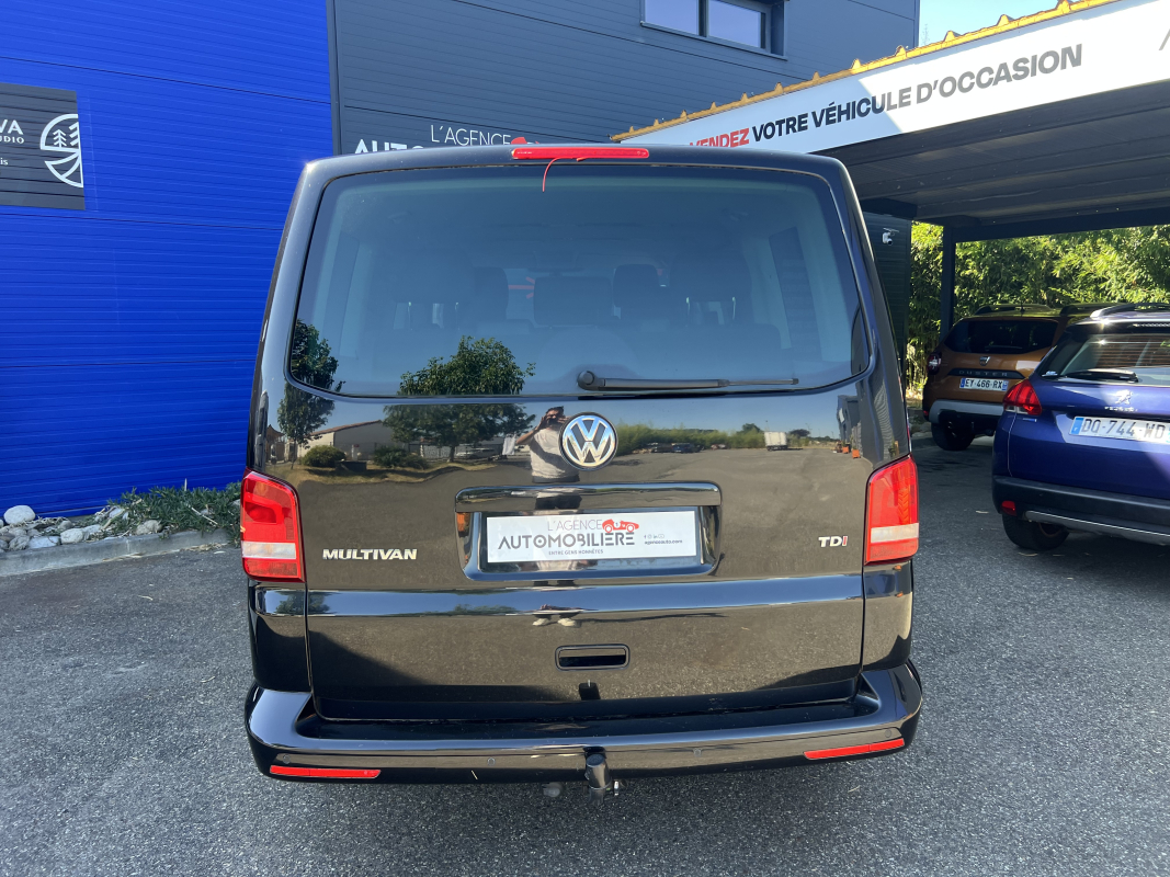 Volkswagen Multivan — 9