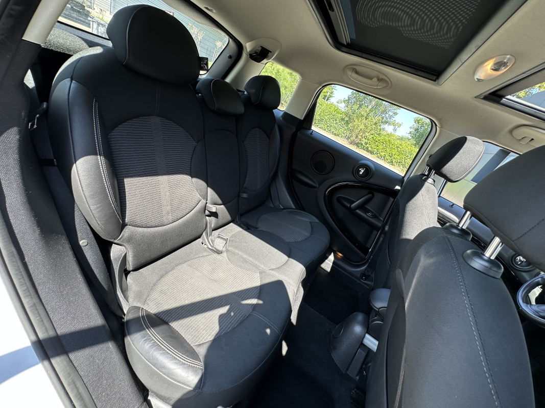 Mini Countryman — 17