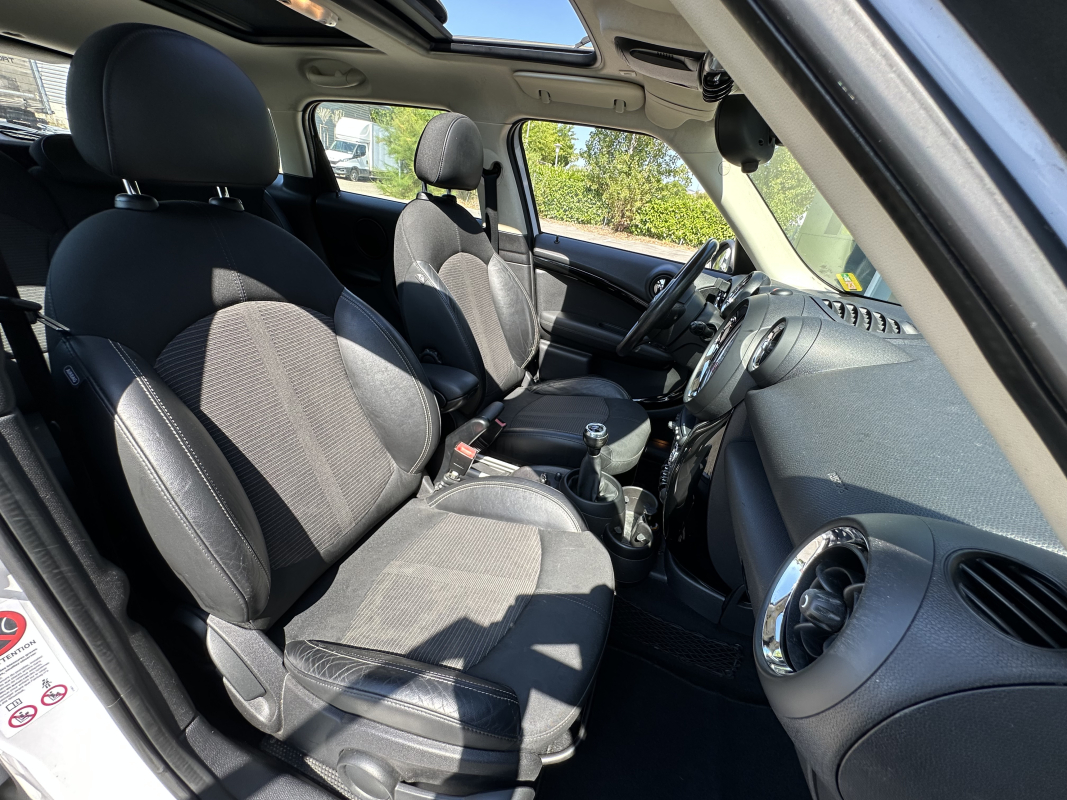 Mini Countryman — 18