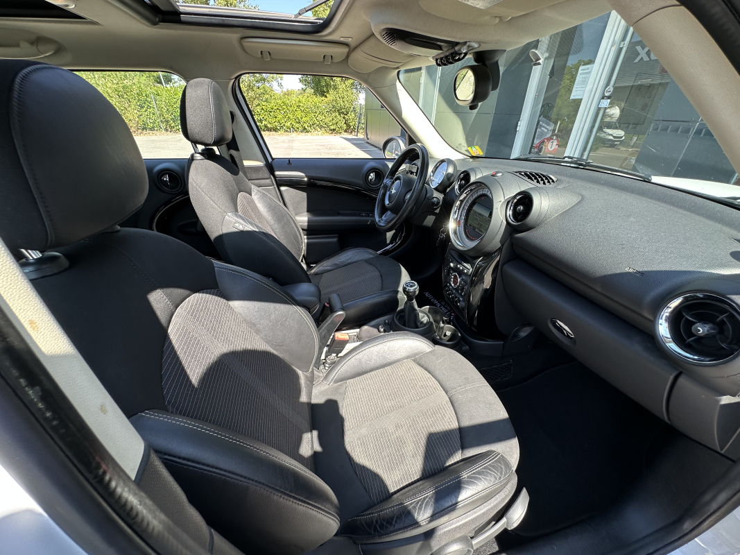 Mini Countryman — 19