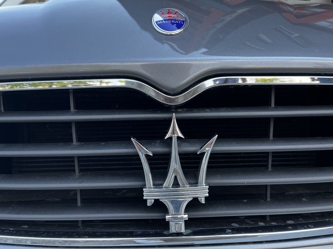 Maserati Coupé — 33
