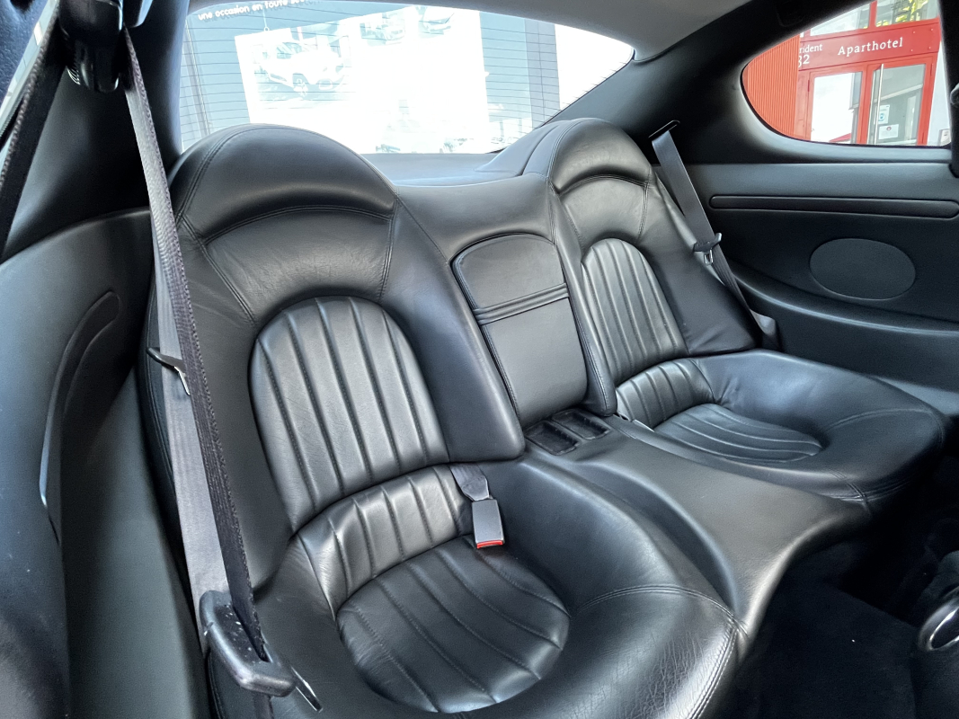 Maserati Coupé — 11