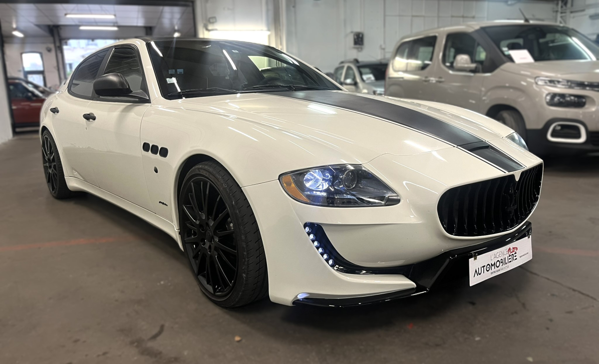 Maserati Quattroporte — 2