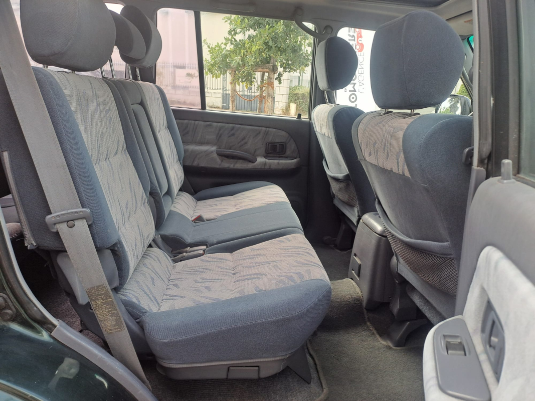 Toyota Land Cruiser — 13