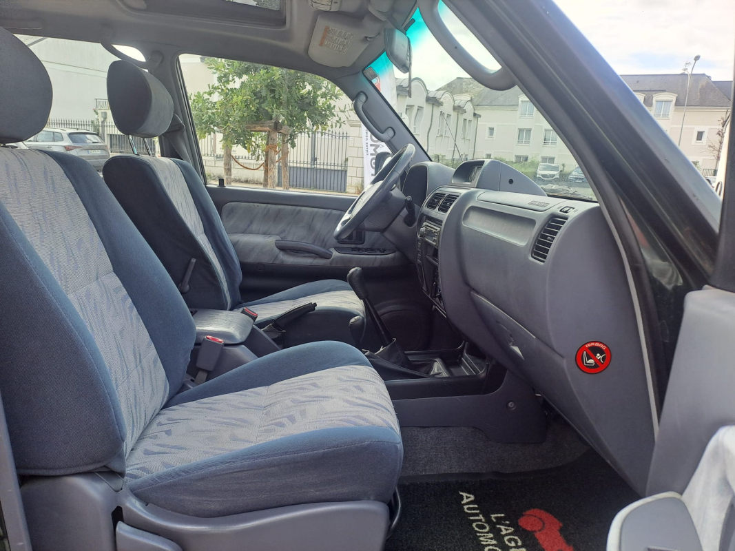 Toyota Land Cruiser — 11